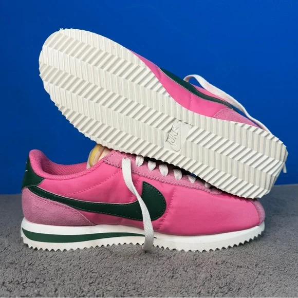 Nike Cortez w
Pinksicle fir
Brand new - Picture 6 of 8